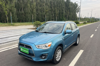 三菱 劲炫ASX 2013款 2.0L CVT两驱豪华版