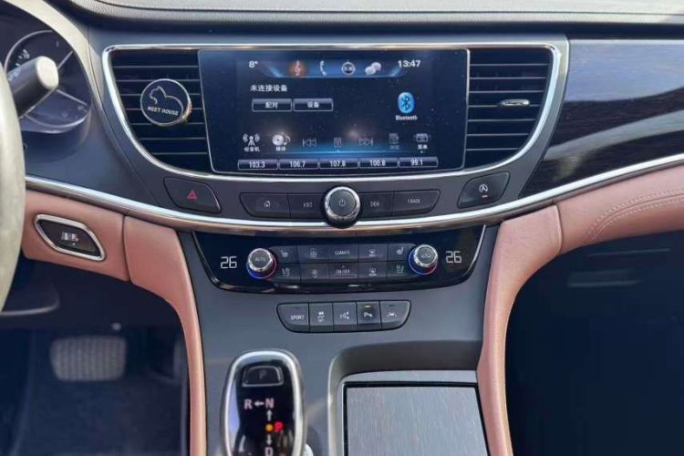 别克 君越 2016款 28T 豪华型中控内饰7002