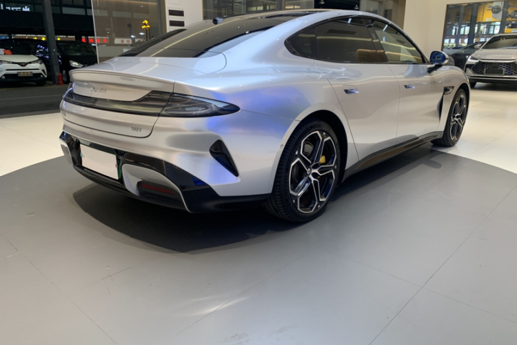 小米汽车 小米SU7 2024款 后驱长续航智驾版车身外观6001