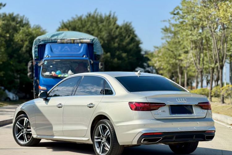 奥迪A4L 2020款 40 TFSI 豪华动感型车身外观6003