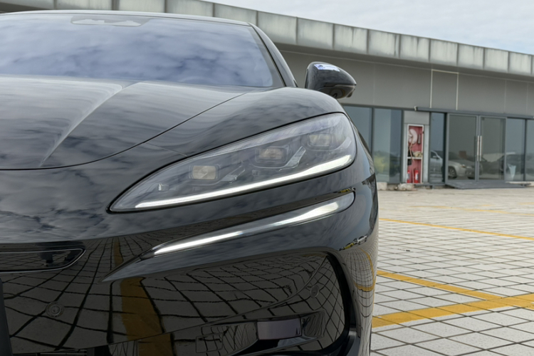 腾势Z9 2024款 1100km 四驱Ultra版局部细节36