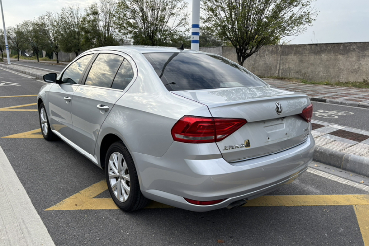 大众 朗逸 2015款 230TSI DSG舒适版车身外观6003