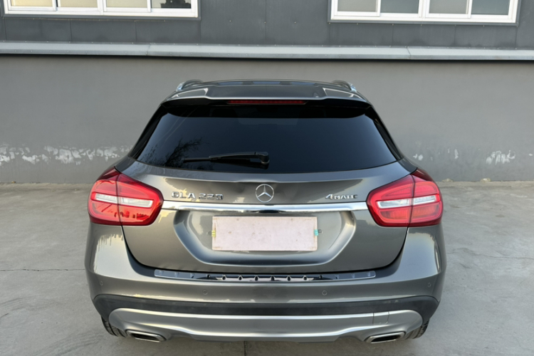 奔驰GLA 2016款 GLA 220 4MATIC 时尚型车身外观6001