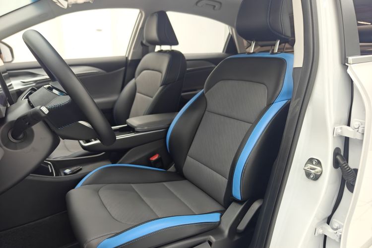 吉利几何G6 2022款 480 新智型局部细节19