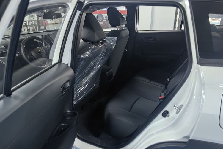 丰田 卡罗拉锐放 2024款 2.0L 先锋版中控内饰7003