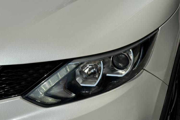 日产 逍客 2017款 2.0L CVT豪华版 国V局部细节36