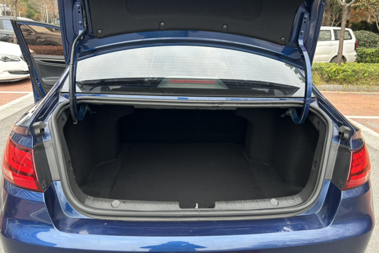 吉利汽车 帝豪GL 2020款 1.4T CVT豪华型局部细节23