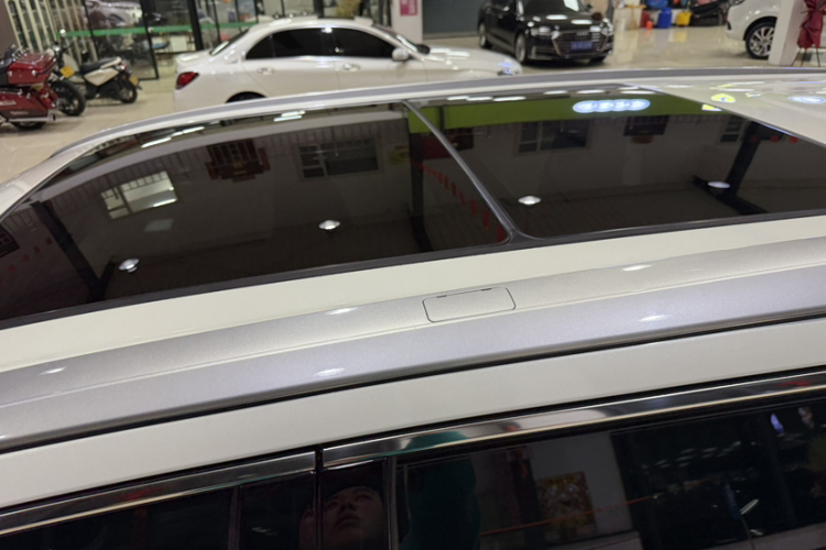 丰田 汉兰达 2018款 2.0T 四驱豪华版 7座 国VI局部细节57