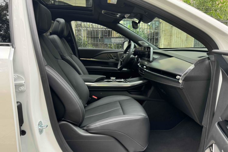 凯迪拉克XT5 2025款 2.0T 尊贵型局部细节24