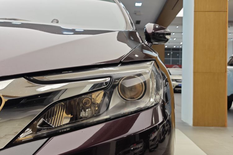 DS 5LS 2016款 1.6T 豪华版THP160车身外观6005