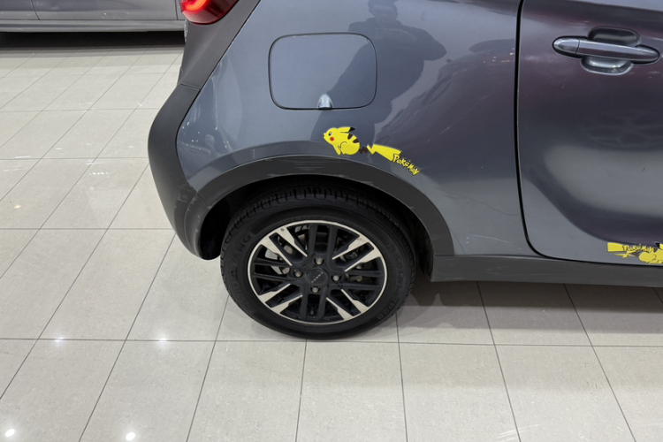 奇瑞 小蚂蚁 2022款 甜粉款 半糖版 磷酸铁锂 29.2kWh 30kW 301km车身外观6007