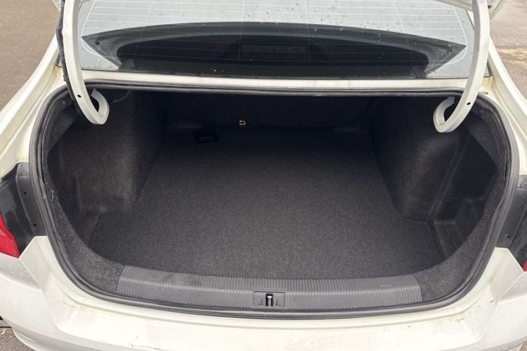 大众 宝来 2016款 1.6L 自动时尚型中控内饰7009