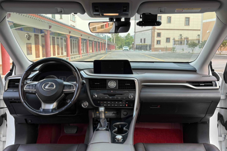 雷克萨斯RX 2016款 300 四驱典雅版 国V中控内饰7007