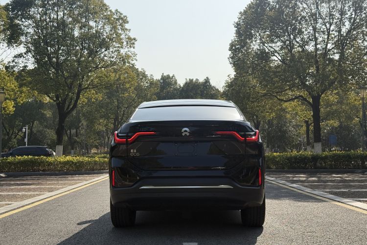 蔚来EC6 2022款 75kWh 运动版车身外观6005