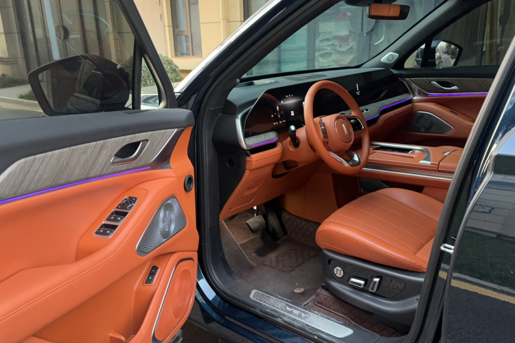 魏牌 蓝山 2023款 四驱超长续航版中控内饰7002