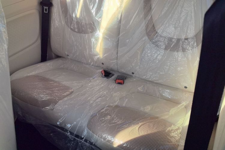 五菱汽车 宏光MINIEV 2024款 第三代 215km 青春版中控内饰7001