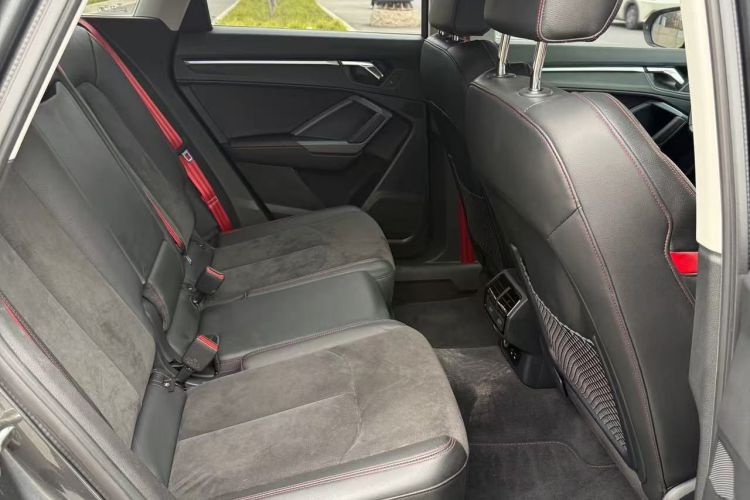 奥迪Q3 2020款 35 TFSI 时尚动感型中控内饰7006