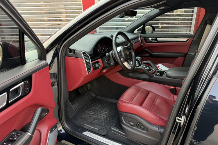 保时捷 2023款 Cayenne Coupé 3.0T 铂金版局部细节19