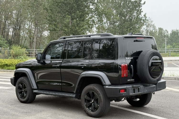 坦克300 2023款 越野版 2.0T 挑战者车身外观6004