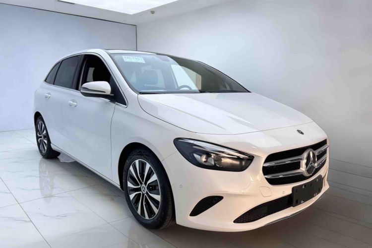 奔驰B级 2022款 改款 B 200 动感型车身外观6002