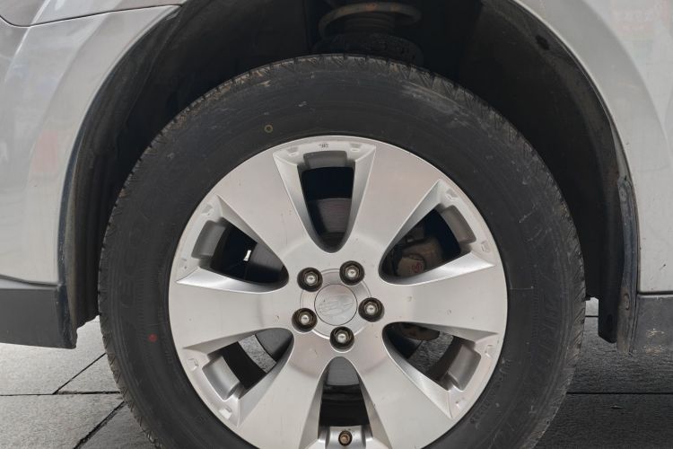 斯巴鲁 傲虎 2010款 2.5i豪华版车身外观6009