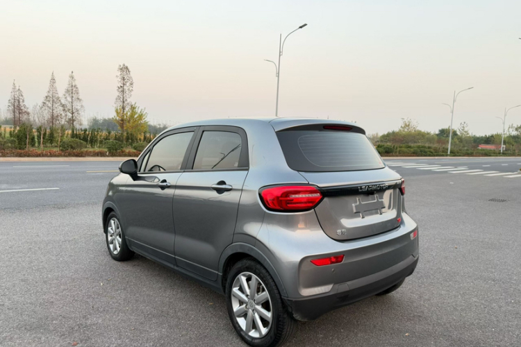 零跑汽车 零跑T03 2022款 炫晶版车身外观6003