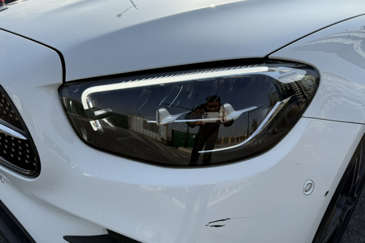 奔驰E级(进口) 2023款 E 300 时尚型运动版局部细节36