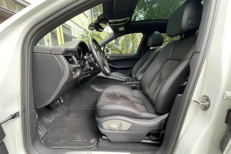 保时捷 2016款 Macan 2.0T中控内饰7002