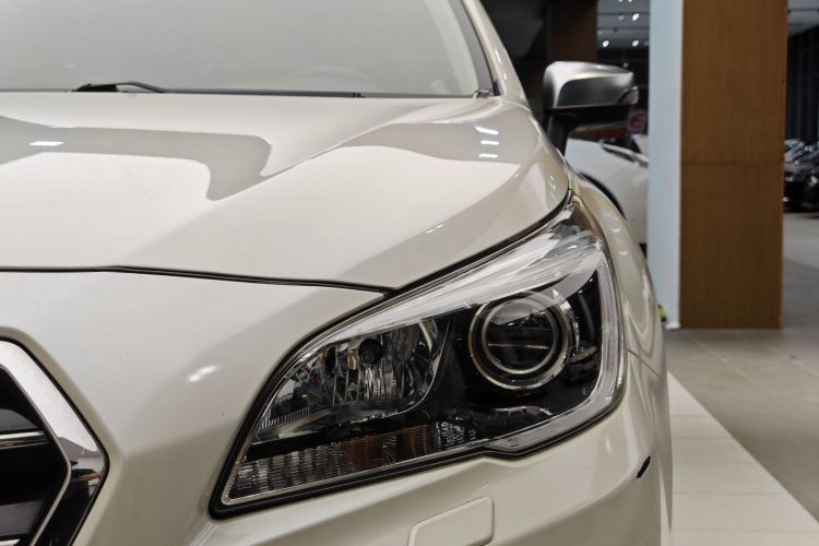 斯巴鲁 力狮 2016款 2.5i 全驱荣耀版车身外观6014