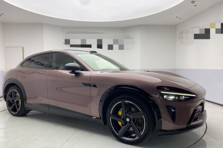 小米汽车 小米YU7 2025款 超长续航高性能四驱Max版车身外观6001