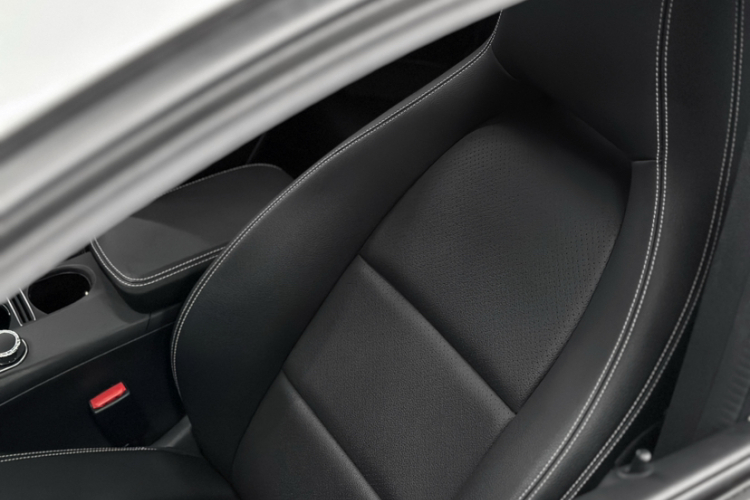 奔驰GLA 2019款 GLA 200 时尚型中控内饰7006