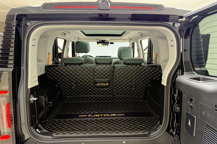 捷途旅行者 2023款 2.0T 四驱穿越PRO中控内饰7008