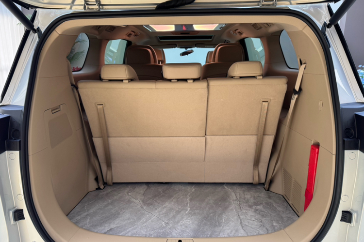 别克GL8新能源 2025款 陆尚 先享版 7座中控内饰7005