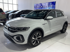 大众 T-ROC探歌 2025款 改款二 300TSI DSG两驱星光版