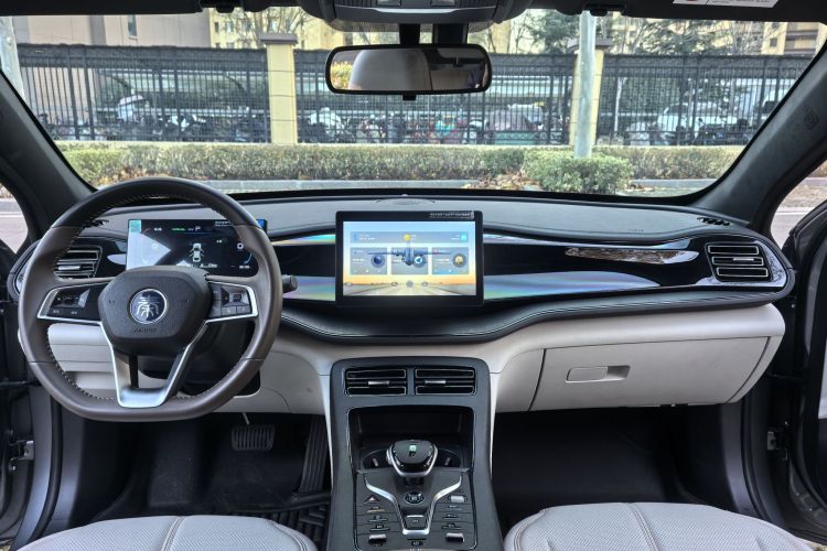 比亚迪 秦PLUS 2023款 冠军版 DM-i 55KM领先型车身外观6010