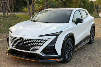 长安UNI-T 2022款 1.5T 运动版 尊贵型