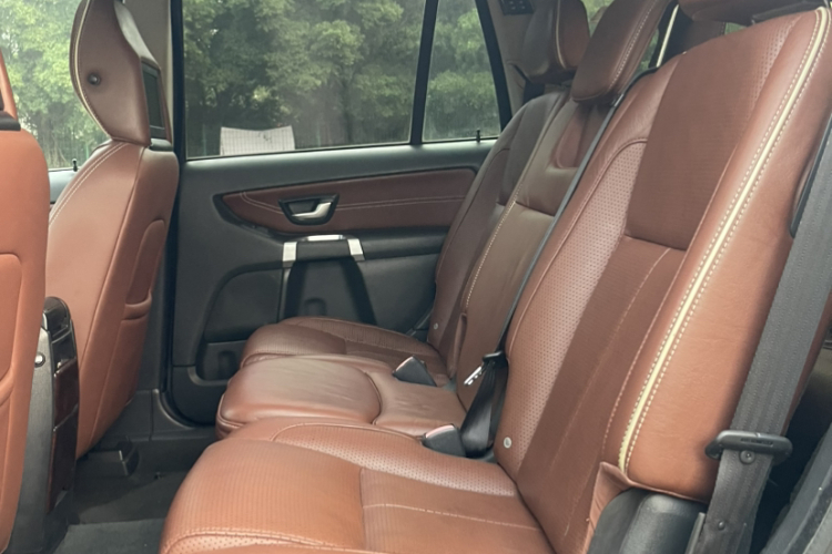 沃尔沃XC90 2013款 2.5T T5 行政升级版中控内饰7003