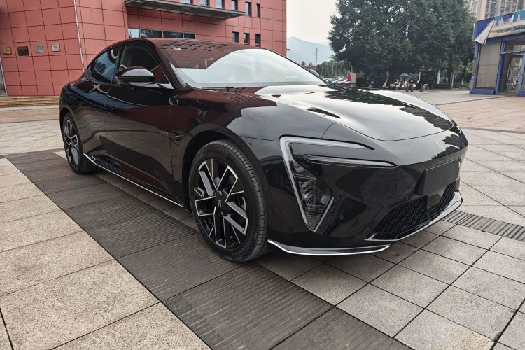 阿维塔06 2025款 Pro增程版车身外观6001