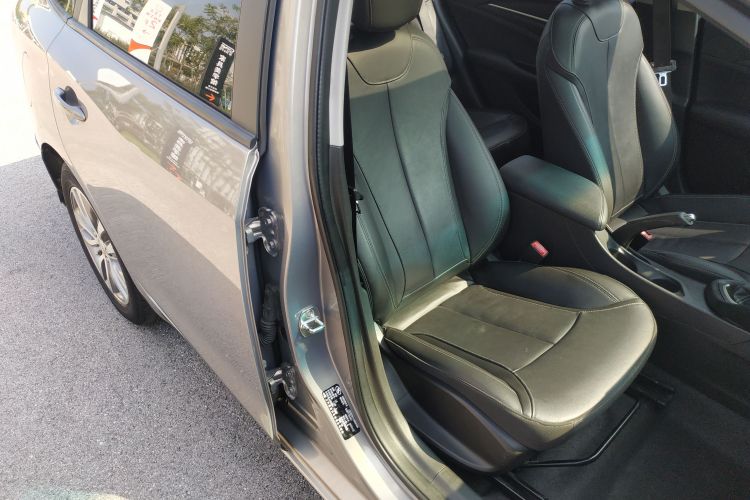 别克 英朗 2018款 18T 自动精英型局部细节41