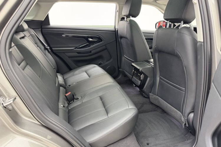 路虎 揽胜极光 2021款 极光L 249PS R-Dynamic S 性能版中控内饰7010