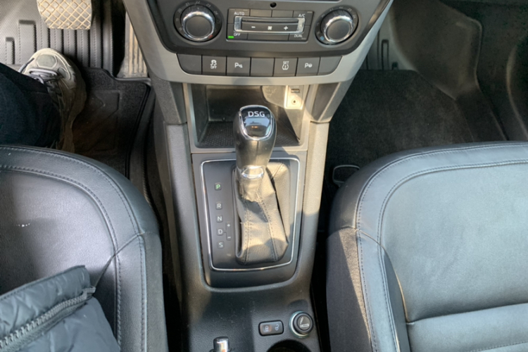 斯柯达 Yeti 2014款 1.4TSI DSG极地版局部细节18