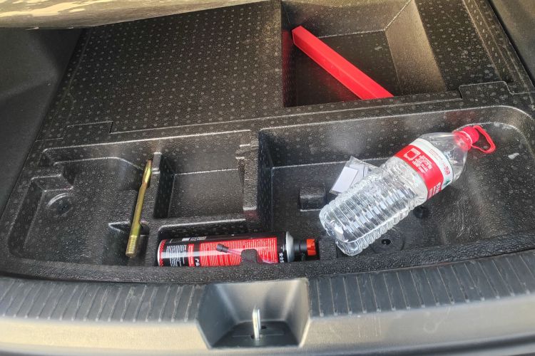 五菱汽车 五菱星光 2024款 共创版 510 进阶型车身外观6009