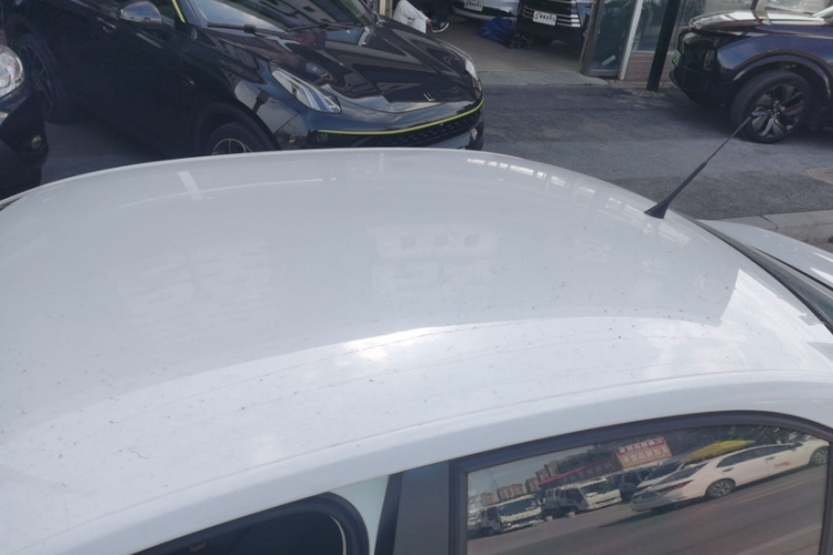 大众 桑塔纳 2015款 1.6L 手动风尚版车身外观6007