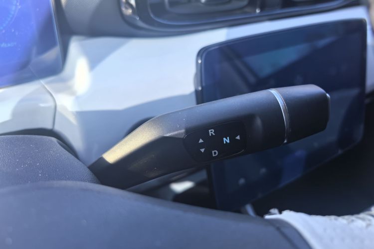 零跑汽车 零跑T03 2023款 200轻享版中控内饰7003