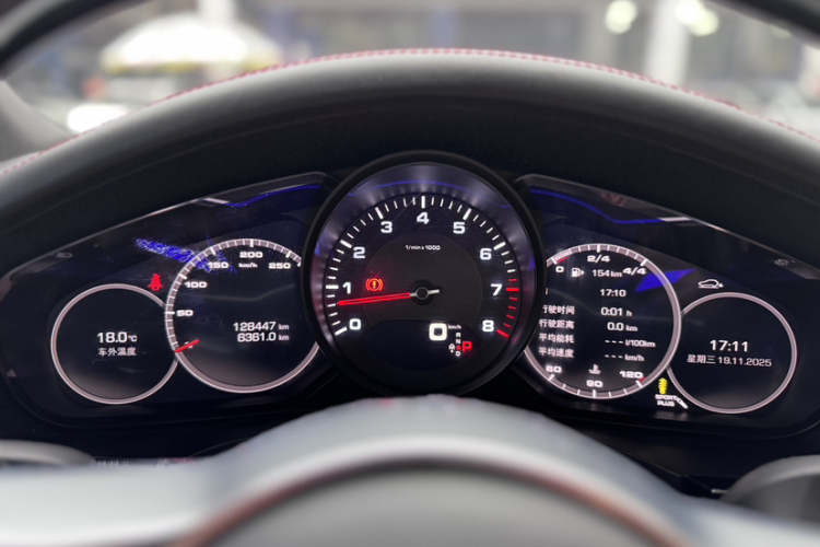 保时捷 2019款 Cayenne 3.0T中控内饰15