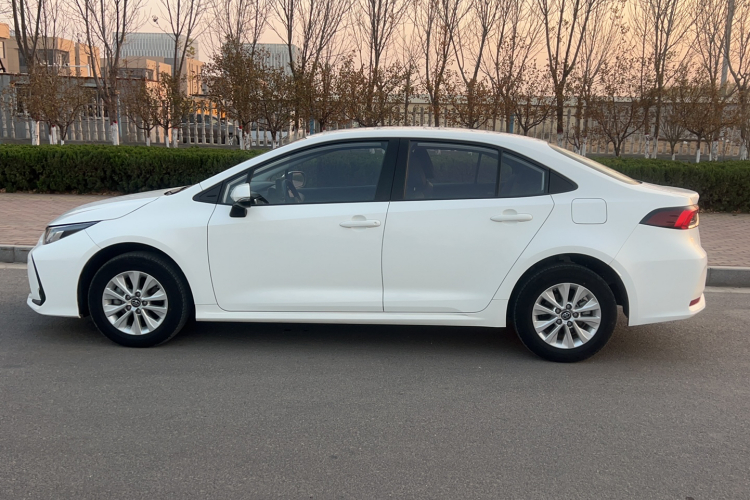 丰田 卡罗拉 2022款 1.2T S-CVT先锋PLUS版车身外观6006