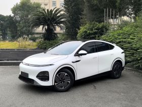 小鹏G6 2023款 755 超长续航 Pro