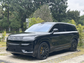 腾势N9 2025款 尊荣型