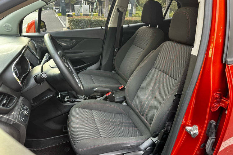 别克 昂科拉 2017款 18T 自动两驱都市领先型局部细节19