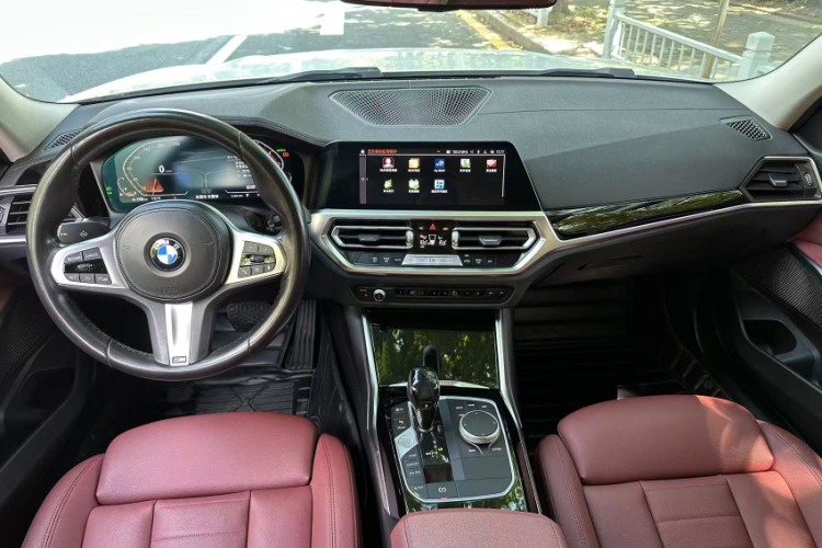 宝马3系 2021款 改款二 320Li M运动套装中控内饰7004